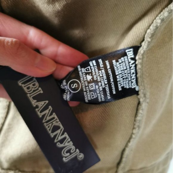 Blank NYC Cropped Jean Jacket with Puffed Sleeves - Picture 7 of 9